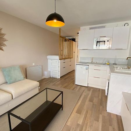 ואלאוריס 06Ai - Beautiful Renovated Studio - Sea And Pool View מראה חיצוני תמונה