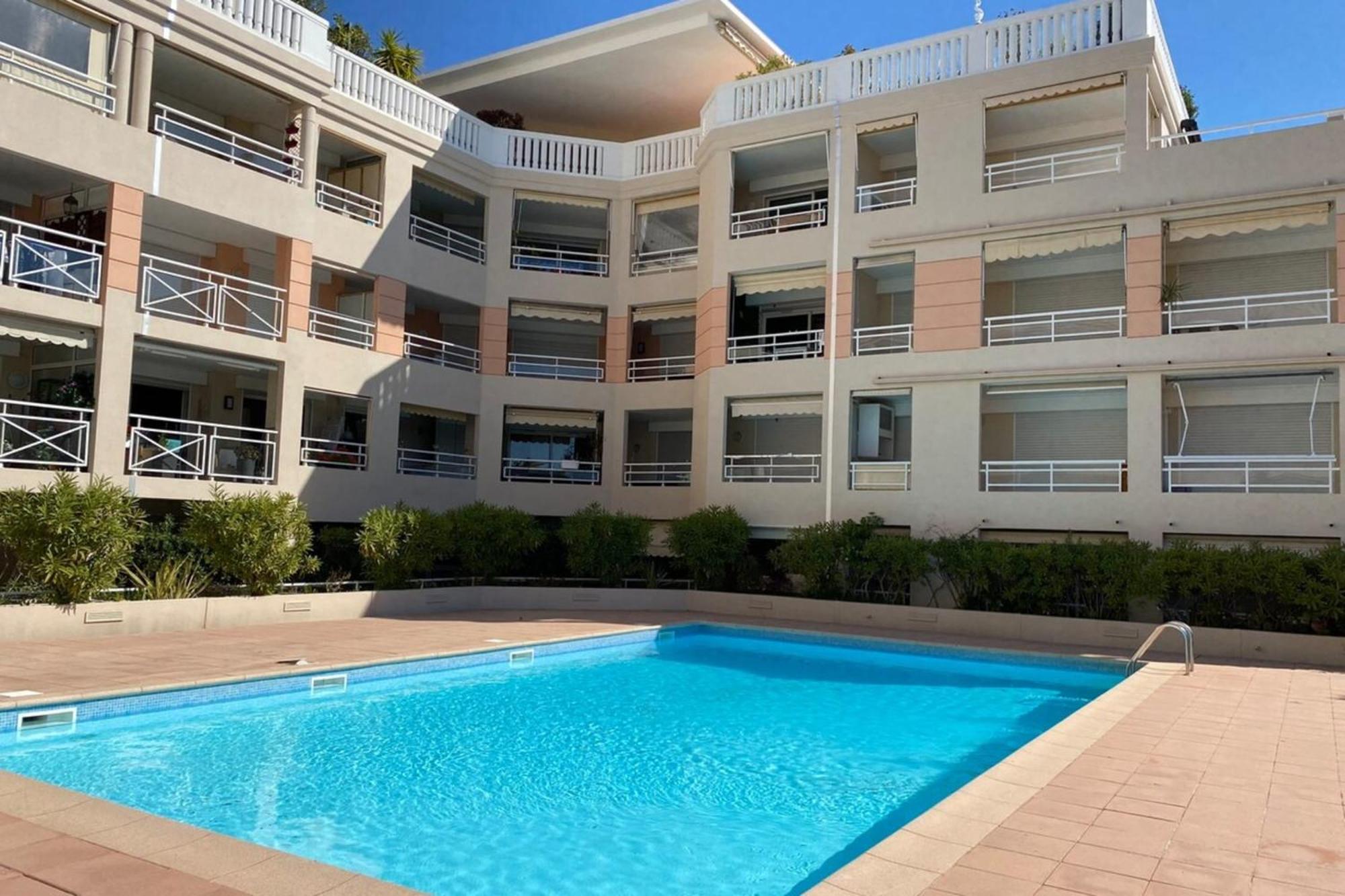 ואלאוריס 06Ai - Beautiful Renovated Studio - Sea And Pool View מראה חיצוני תמונה